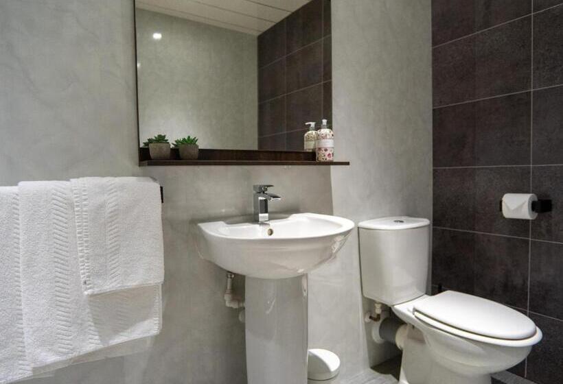 غرفة سوبيريور سرير كينج, My Way Guest House