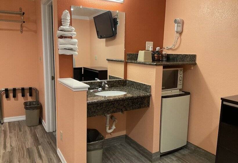 חדר סטנדרט מיטה זוגית, Budget Motel