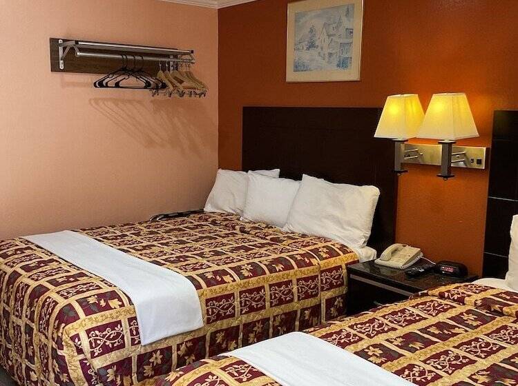 חדר סטנדרט שתי מיטות זוגיות, Budget Motel
