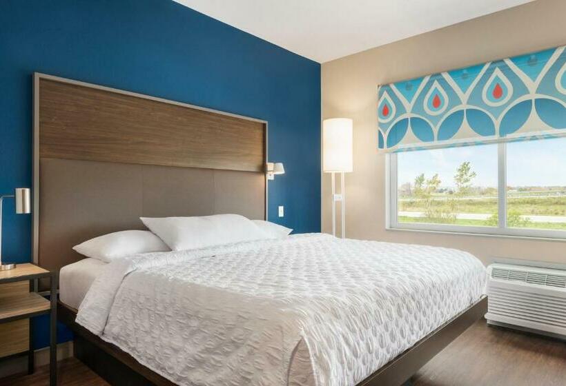 غرفة قياسية سرير كينج, Tru By Hilton Milwaukee Brookfield