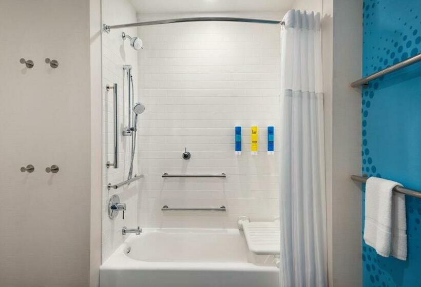 غرفة قياسية لذوى الاحتياجات الخاصة, Tru By Hilton Milwaukee Brookfield