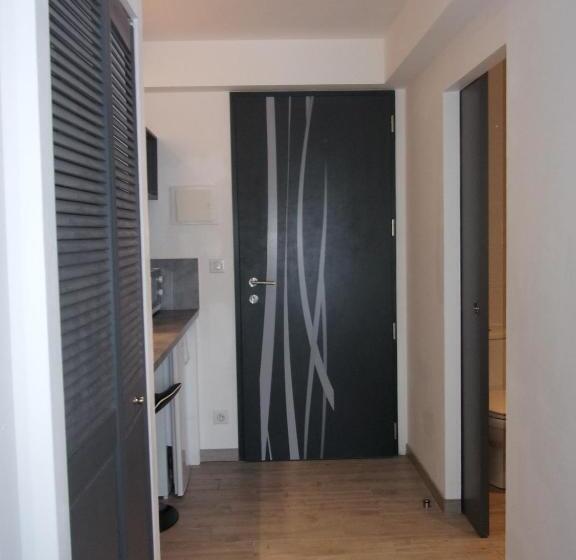 اتاق استاندارد با چشمانداز باغ, Chambres D'hotes Grace