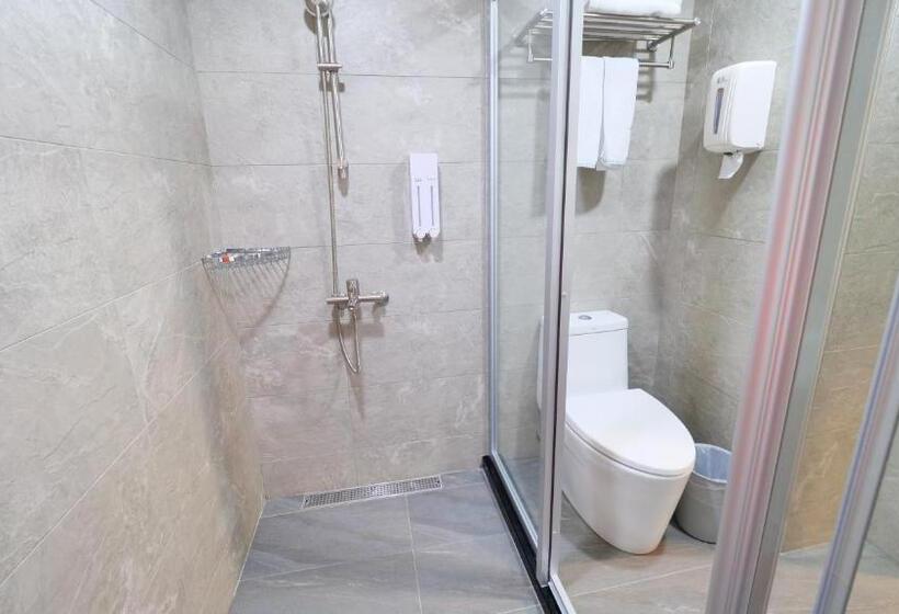 اتاق استاندارد با بالکن, Apause