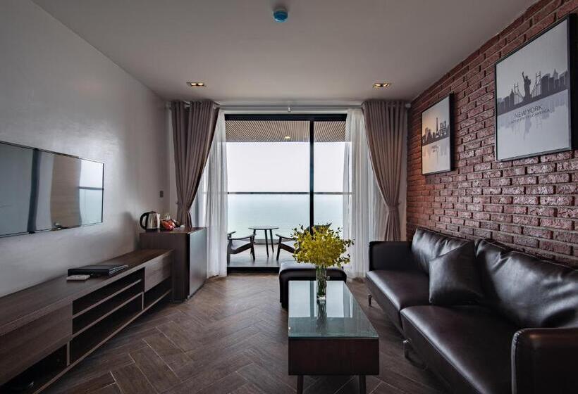 سوییت, The Marron