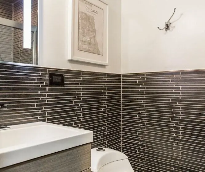 اتاق استاندارد با سرویس بهداشتی مشترک, Villa Dubois Guest House