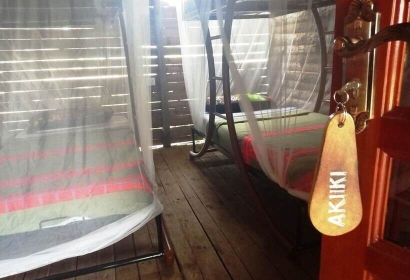 تختخواب در اتاق مشترک, Murchison Backpackers