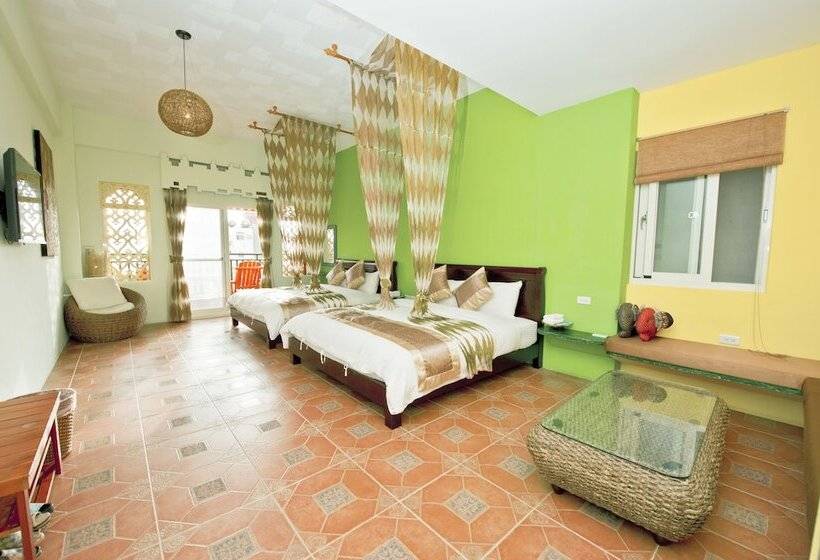 اتاق لوکس با چشم‌انداز دریا, Hana B & B