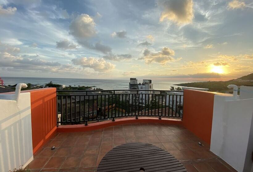 اتاق خانوادگی با چشم‌انداز دریا, Hana B & B