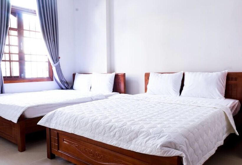 شقة غرفة واحدة, Hoang Gia