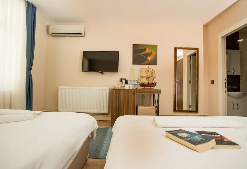 اتاق استاندارد چهار تخته, Corner Garden