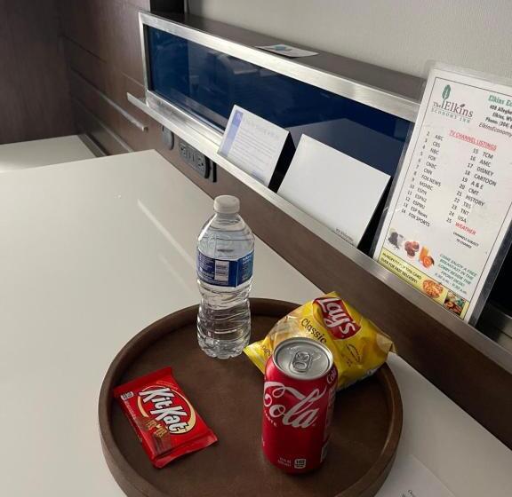 جناح ديلوكس, Luxor Inn & Suites, A Travelodge By Wyndham