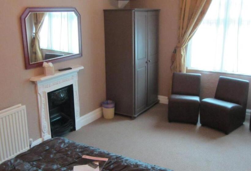 חדר סטנדרט, Monties Guest House   Adults Only