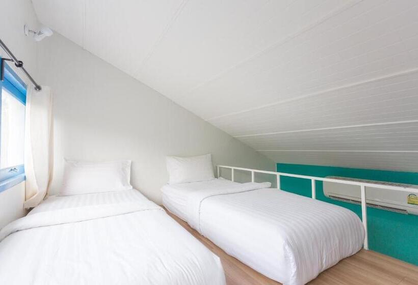 Perhehuone, Pajamas Koh Chang