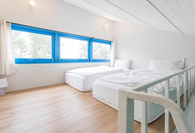 Perhehuone, Pajamas Koh Chang