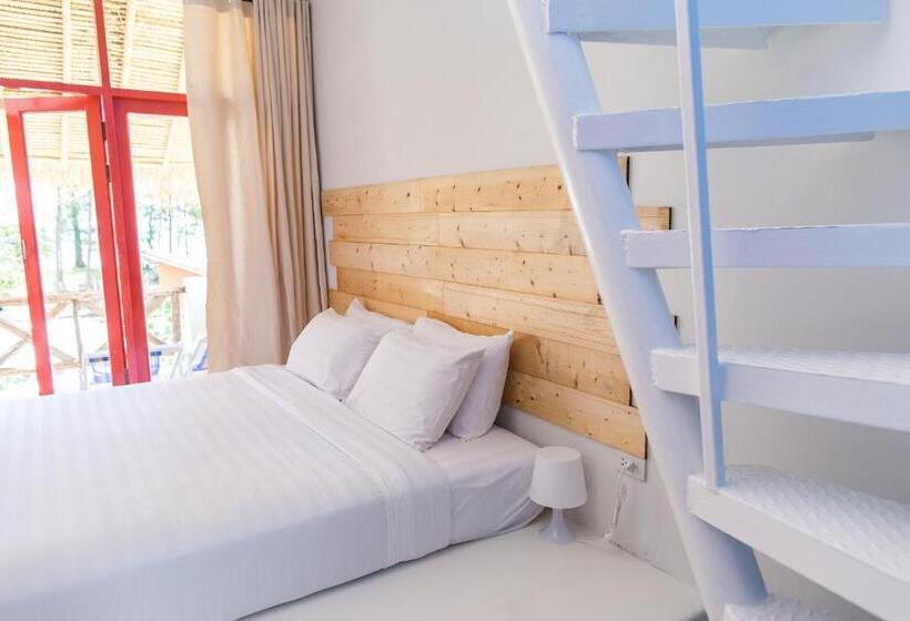 Perhehuone, Pajamas Koh Chang