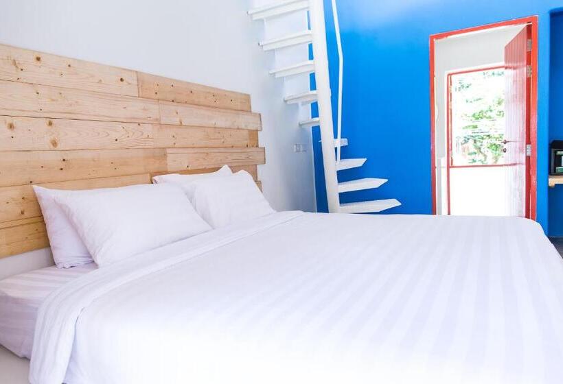 Perhehuone, Pajamas Koh Chang