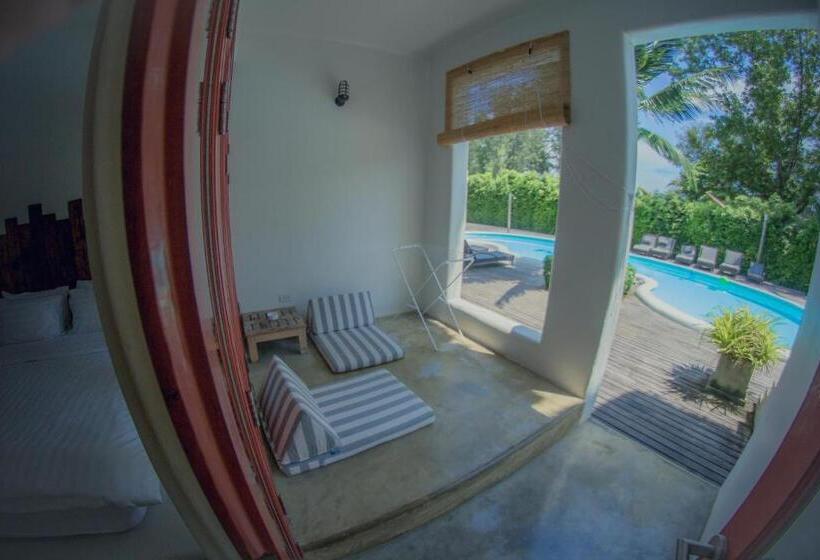 Standard-huone Allasnäkymä, Pajamas Koh Chang