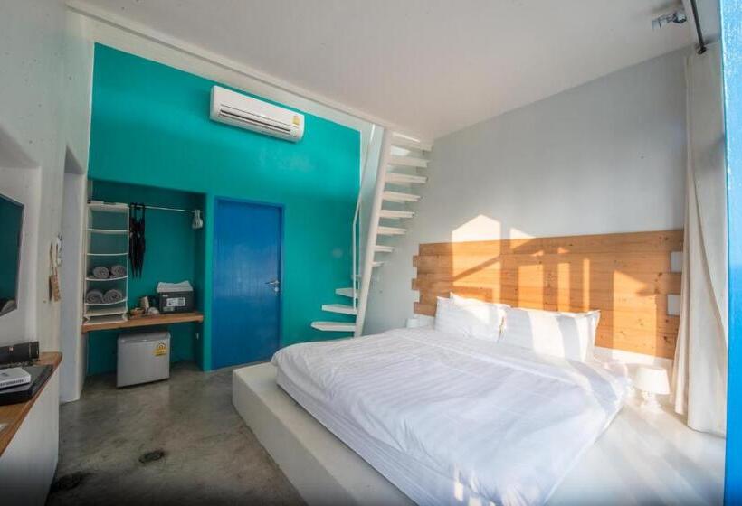 Perhehuone, Pajamas Koh Chang