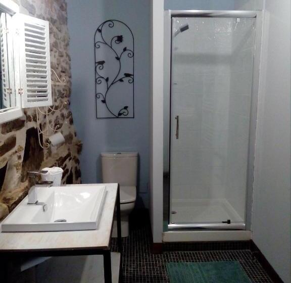 غرفة قياسية, Aux Rosiers