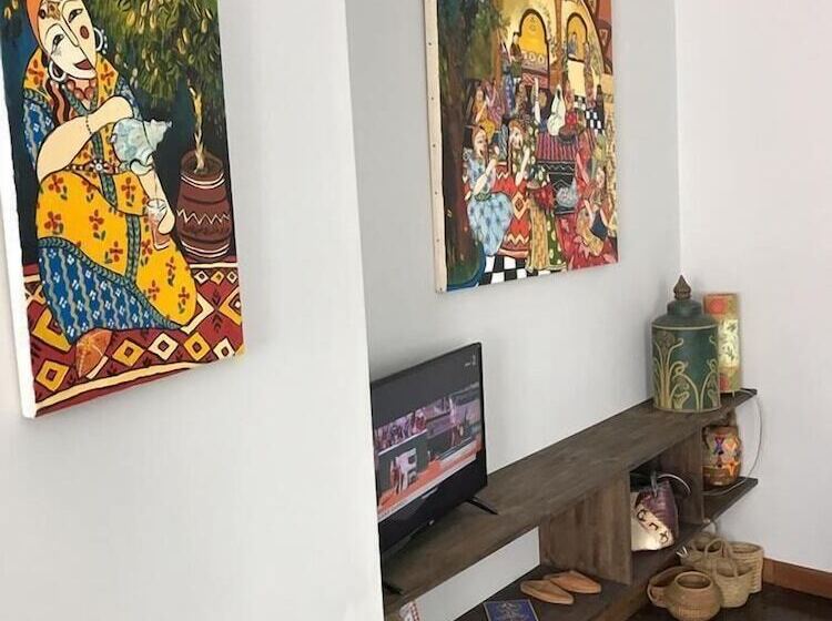 חדר סטנדרט, Aux Rosiers