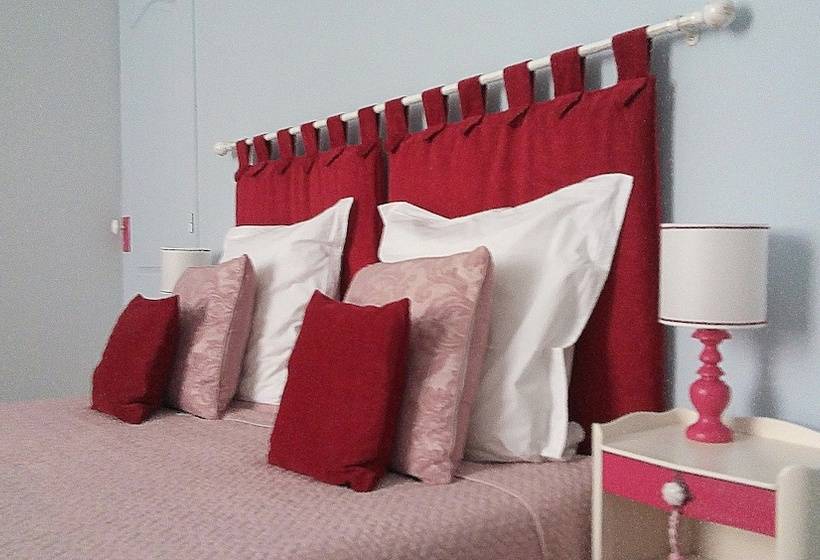 חדר סטנדרט, Aux Rosiers