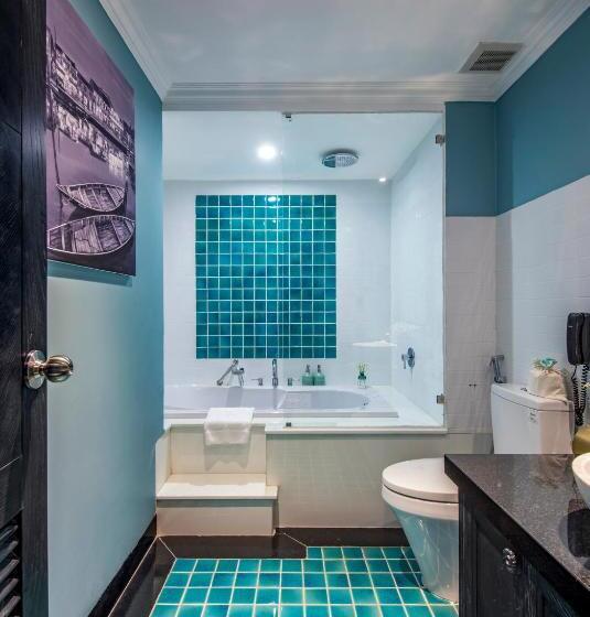 سوئیت با بالکن, Anio Boutique Hotel Hoian
