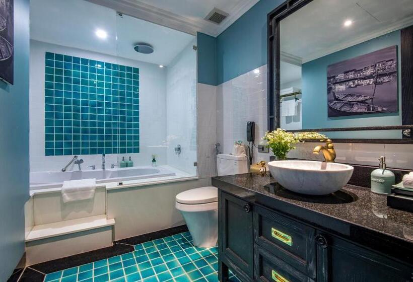 سوئیت با بالکن, Anio Boutique Hotel Hoian