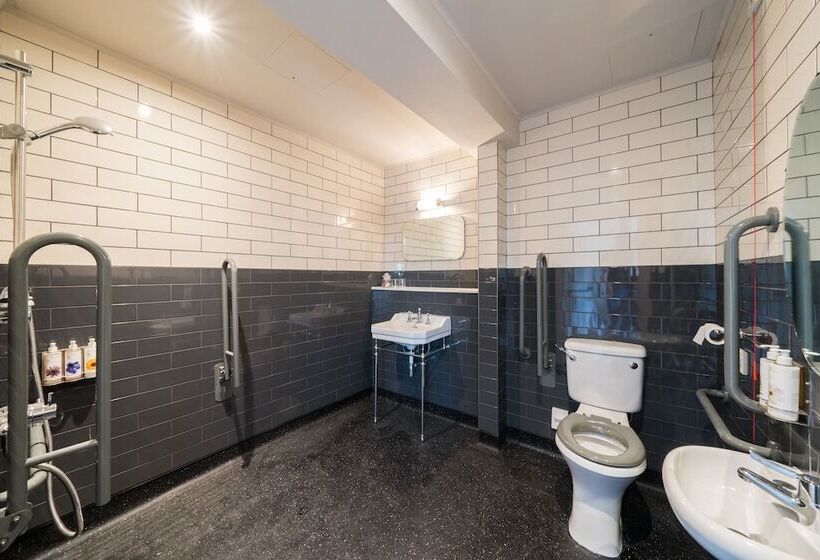 高级大房间, Aragon House