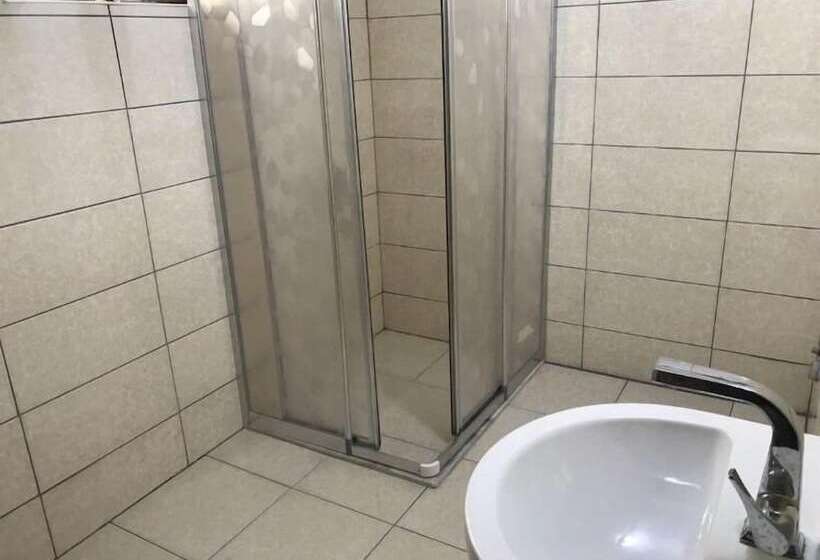 اتاق خانوادگی, Bayraktar Konağı City Center