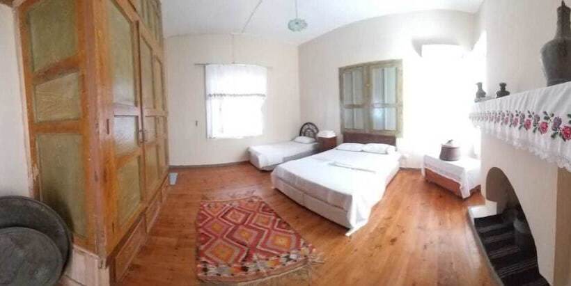 اتاق خانوادگی, Bayraktar Konağı City Center