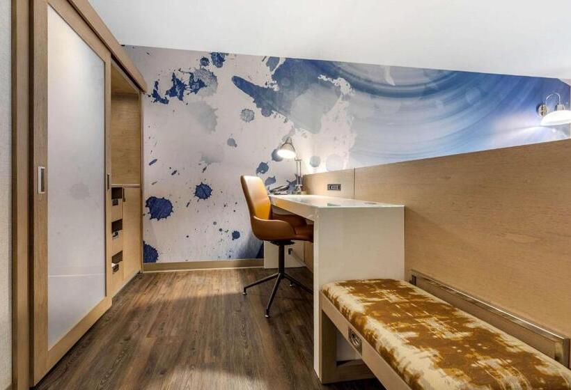 اتاق استاندارد با تخت بزرگ, Cambria Hotel Milwaukee Downtown