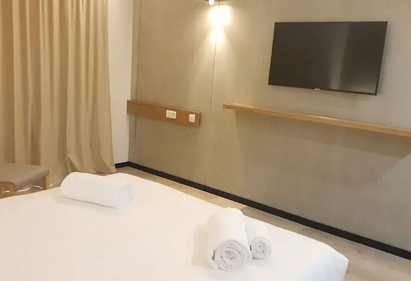 اتاق استاندارد, Ibis Styles Ajaccio Napoleon