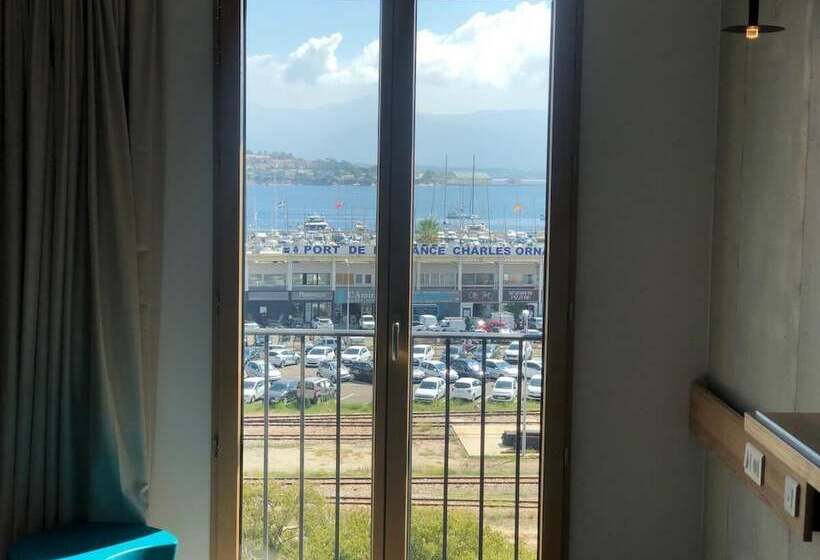 Номер Стандартный с Видом, Ibis Styles Ajaccio Napoleon