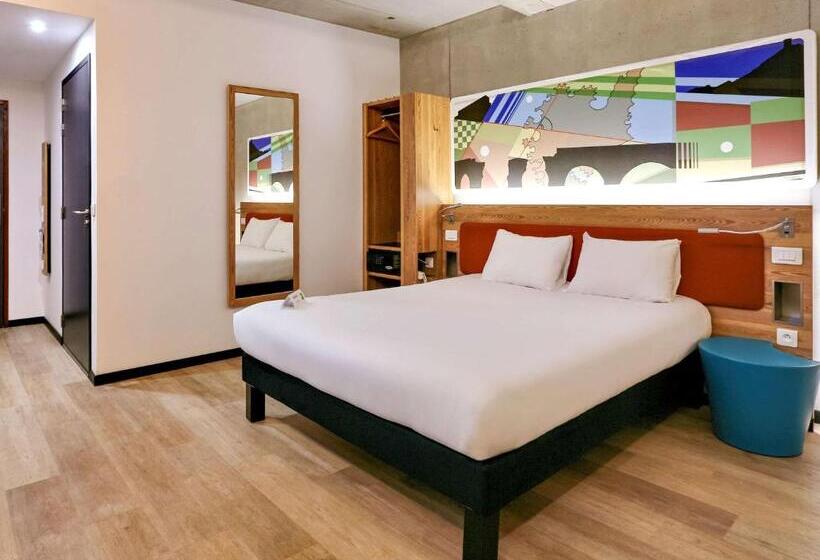 Номер Стандарт, Ibis Styles Ajaccio Napoleon