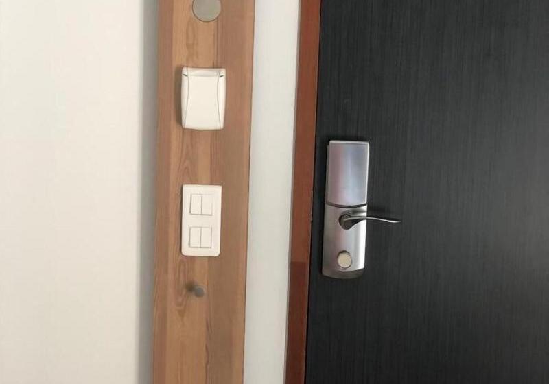 Номер Стандарт, Ibis Styles Ajaccio Napoleon