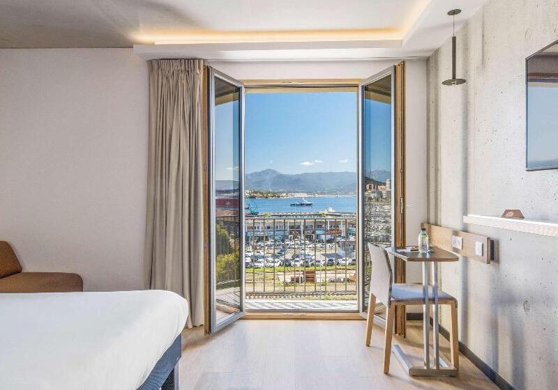 Номер Стандарт, Ibis Styles Ajaccio Napoleon