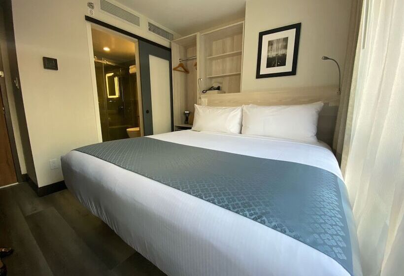 Quarto Deluxe com Vistas, Wingate By Wyndham New York Midtown South/5th Ave