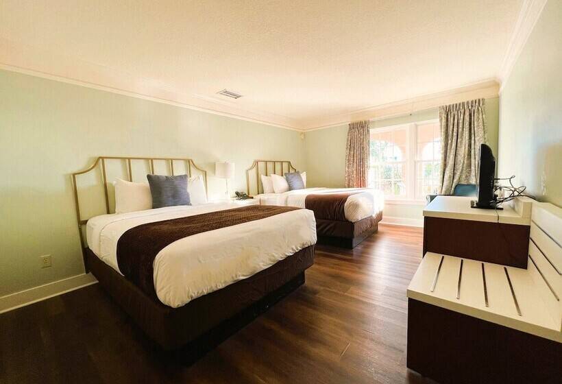 침실 2개 스위트, Bayfront Inn