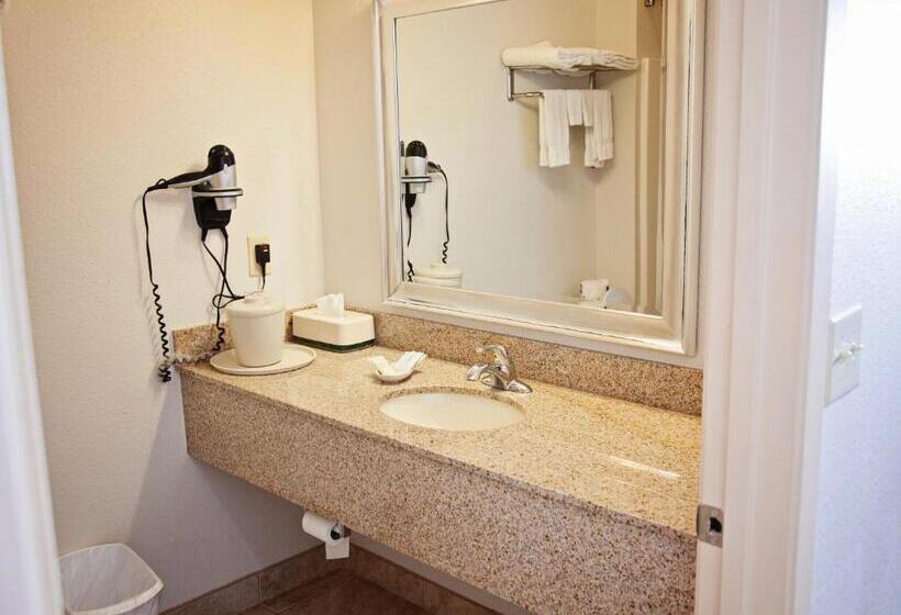 Стандартный Номер Кровать Кинг, Big Lake Inn And Suites