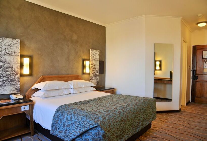 Номер Стандарт, The Centurion