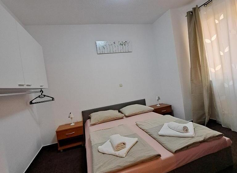 آپارتمان 1 خوابه با تراس, Apartments Vila Adrijana & Fitness Studio Wolf Bv