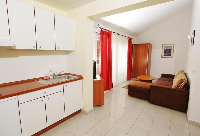 آپارتمان لوکس 1 خوابه, Apartments Vila Adrijana & Fitness Studio Wolf Bv