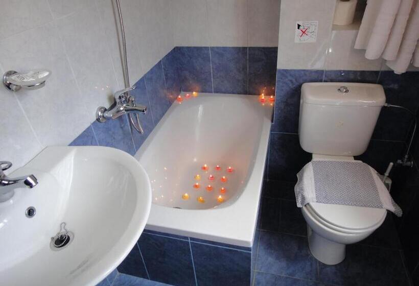 סטודיו סופריור עם נוף לים, Captain's Suites