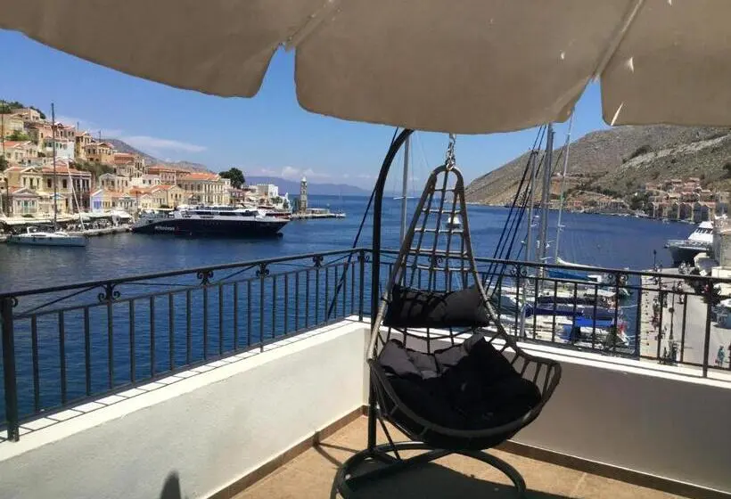 Studio Supérieur Vue Mer, Captain's Suites