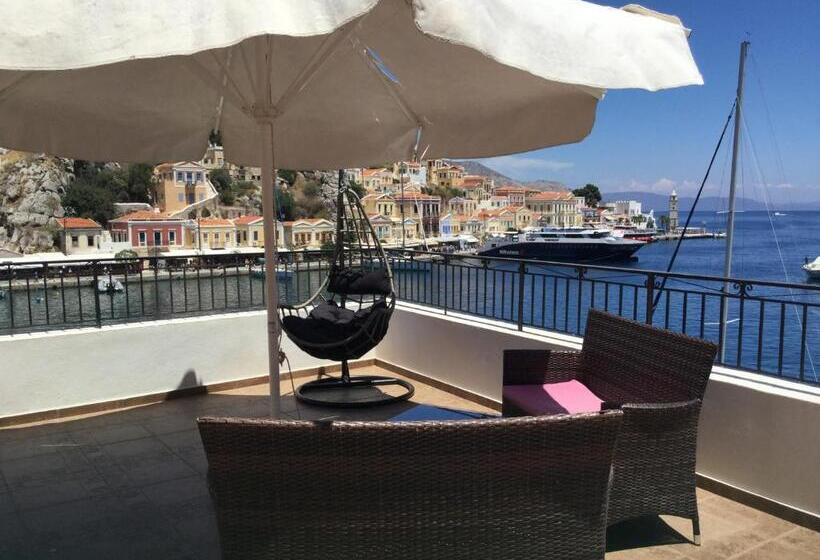 Студио Superior Вид на Море, Captain's Suites