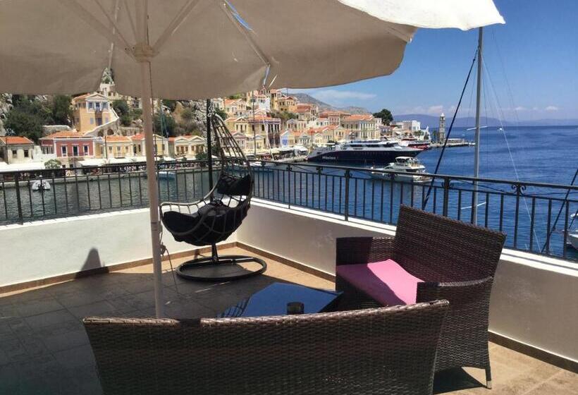 סטודיו סופריור עם נוף לים, Captain's Suites