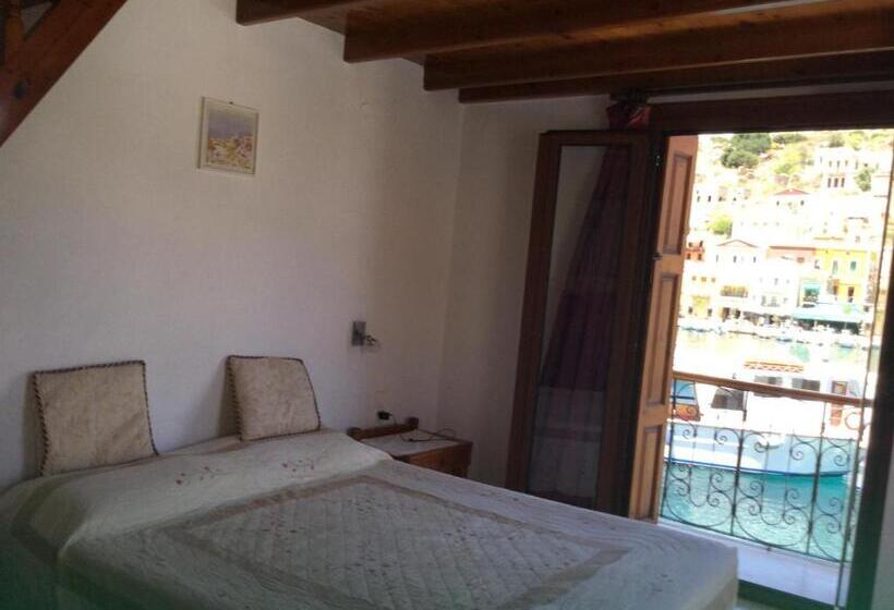 דירת משפחה, Captain's Suites