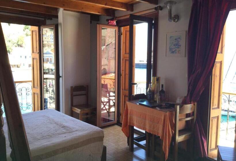 דירת משפחה, Captain's Suites