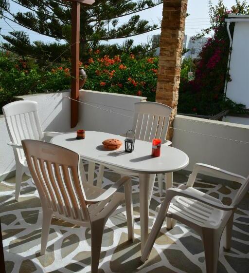 סטודיו סטנדרטי נוף לים, Dimitra Studios