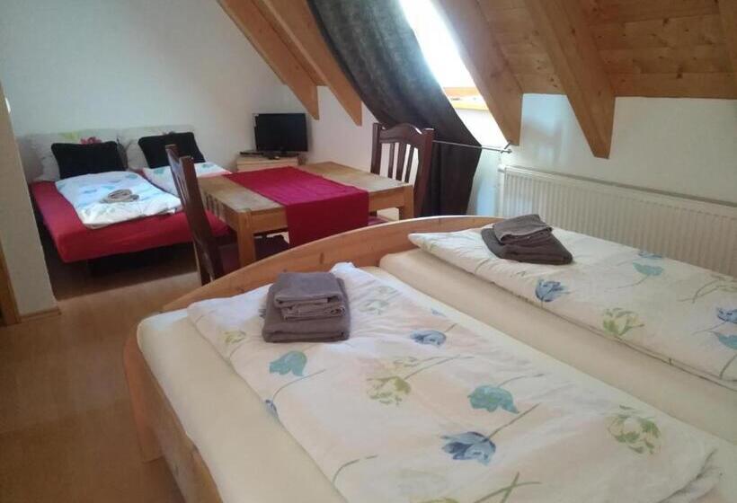 Четырехместный Номер Стандарт, Gasthaus Dollinger